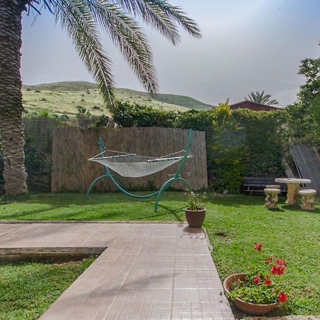 Villa Moon Light Yavneʼel Exterior foto