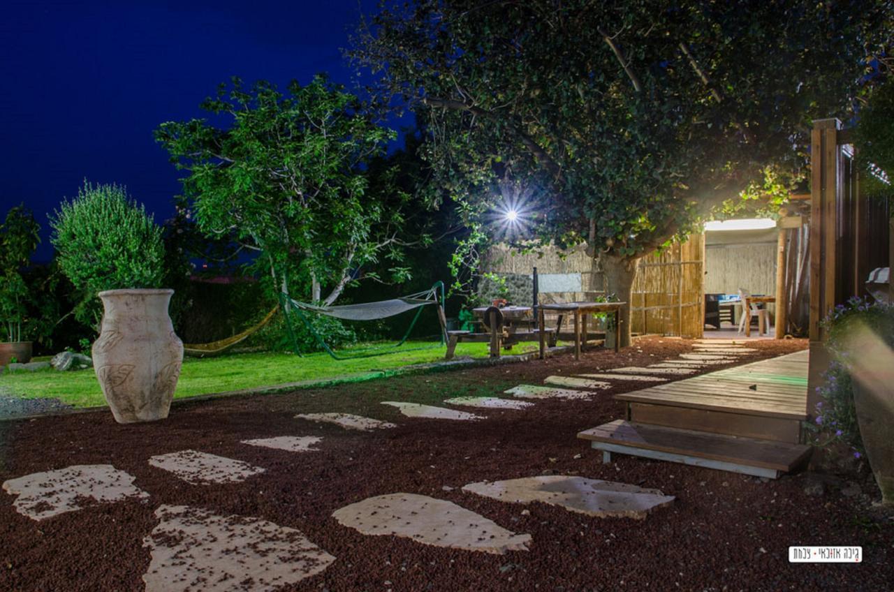 Villa Moon Light Yavneʼel Exterior foto