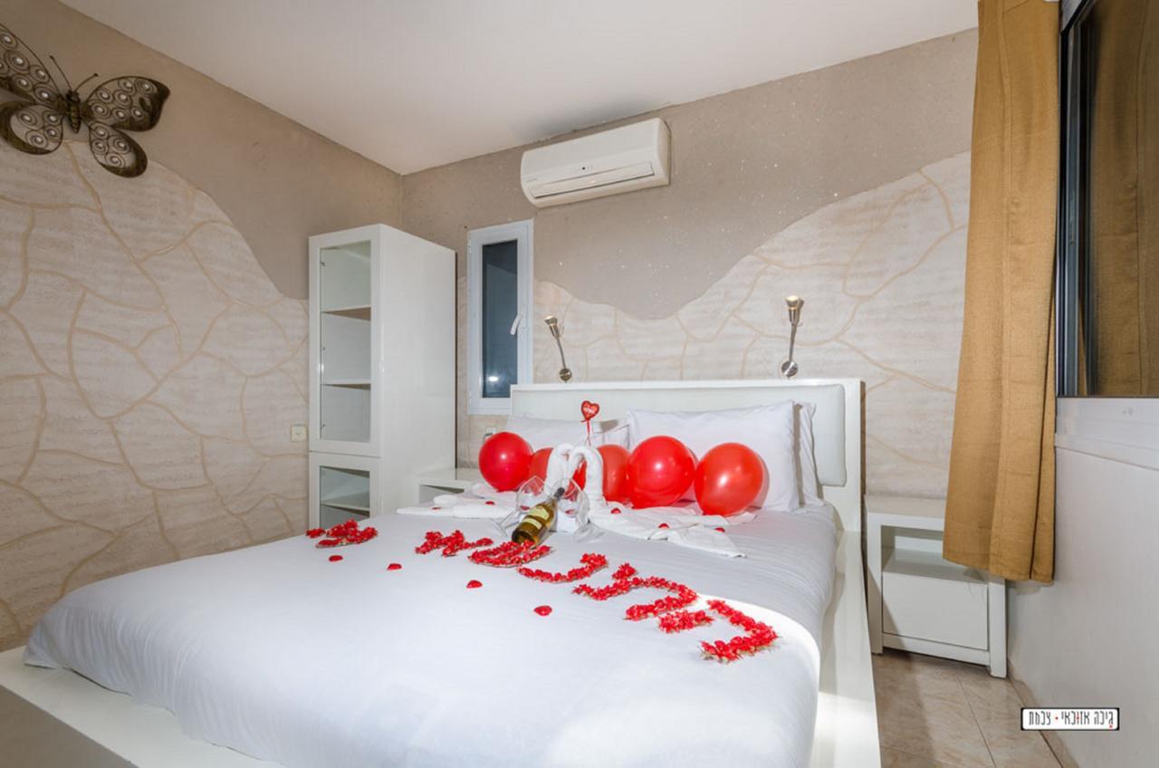 Villa Moon Light Yavneʼel Exterior foto